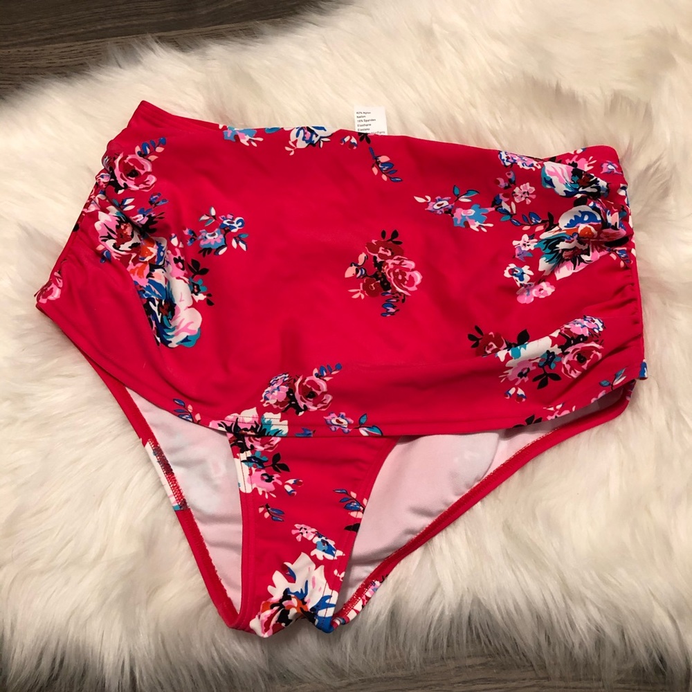 Floral swim bottoms